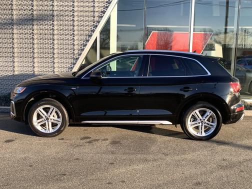 2022 Audi Q5 55 S line Premium Plus