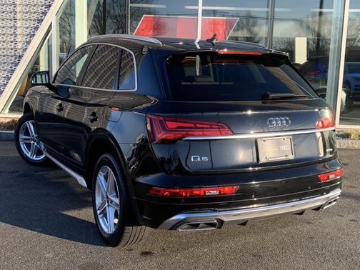 2022 Audi Q5 55 S line Premium Plus