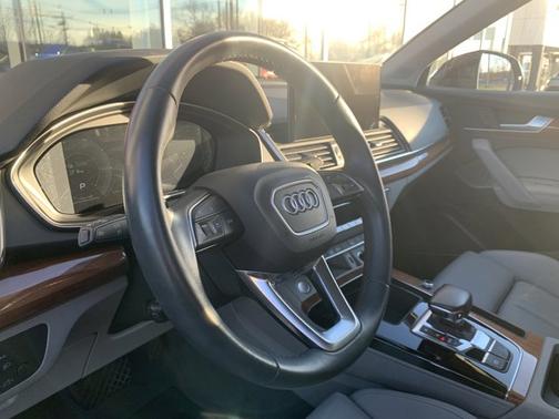 2022 Audi Q5 55 S line Premium Plus