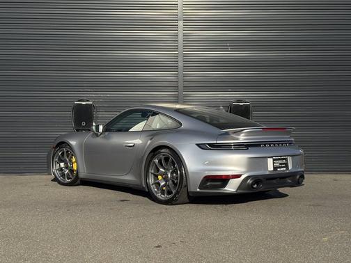 2024 Porsche 911 Turbo S