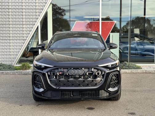 2025 Audi SQ5 3.0T Premium Plus