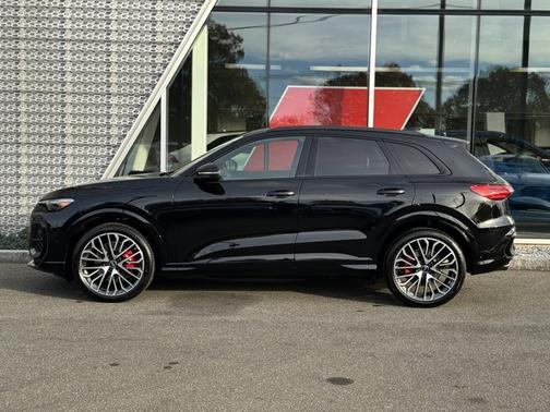 2025 Audi SQ5 3.0T Premium Plus