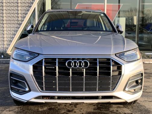 2022 Audi Q5 40 Premium Plus