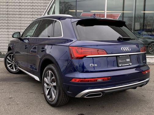 2022 Audi Q5 45 S line Premium Plus