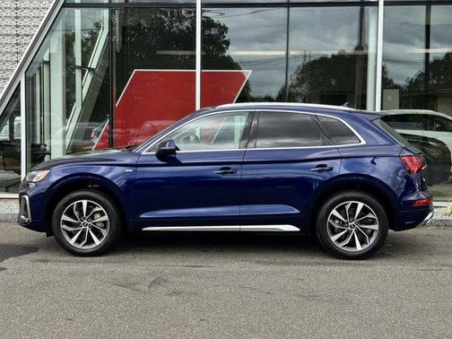 2022 Audi Q5 45 S line Premium Plus