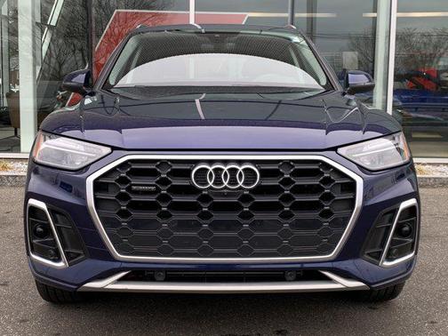 2022 Audi Q5 45 S line Premium Plus