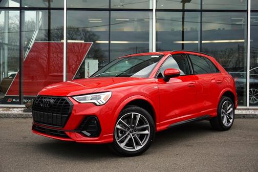 2025 Audi Q3 Premium 45 TFSI S line quattro Tiptronic