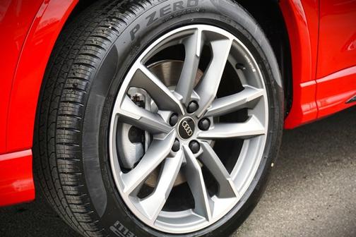 2025 Audi Q3 Premium 45 TFSI S line quattro Tiptronic