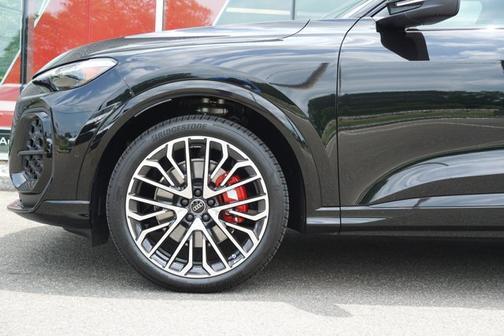 2025 Audi SQ5 3.0T Premium Plus
