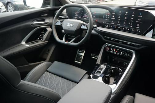 2025 Audi SQ5 3.0T Premium Plus