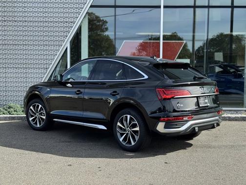 2023 Audi Q5 45 S line Premium