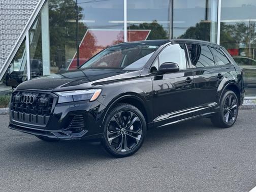 2025 Audi Q7 55 Premium Plus