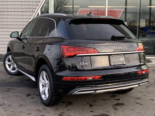 2023 Audi Q5 40 Premium