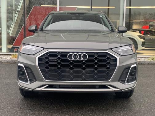 2023 Audi Q5 45 S line Premium