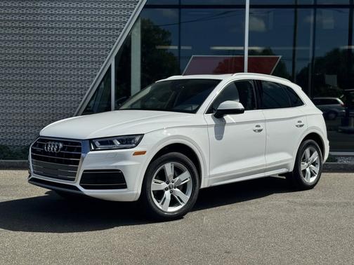 2018 Audi Q5 2.0T Premium Plus