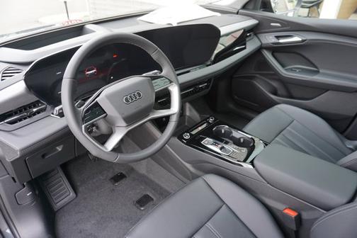 2025 Audi Q6 e-tron Premium Plus quattro
