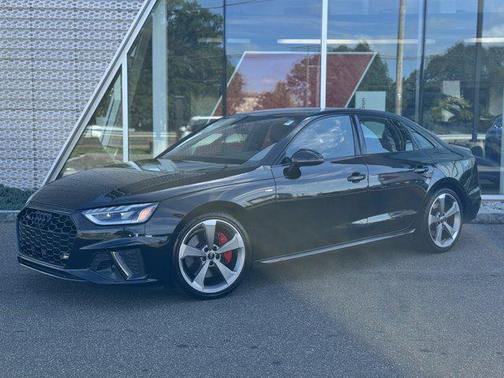 2023 Audi A4 45 S line Premium Plus