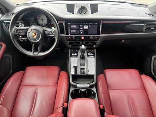 2023 Porsche Macan S