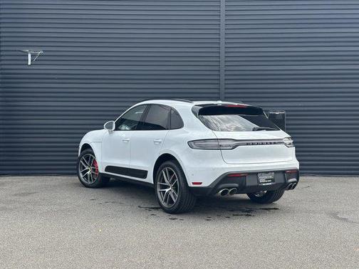 2023 Porsche Macan S