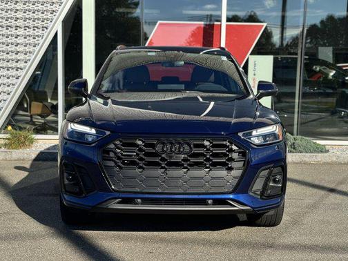 2022 Audi Q5 45 S line Premium Plus