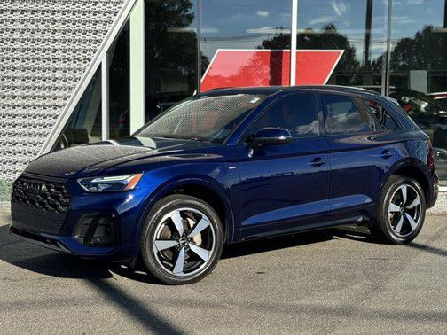 2022 Audi Q5 45 S line Premium Plus