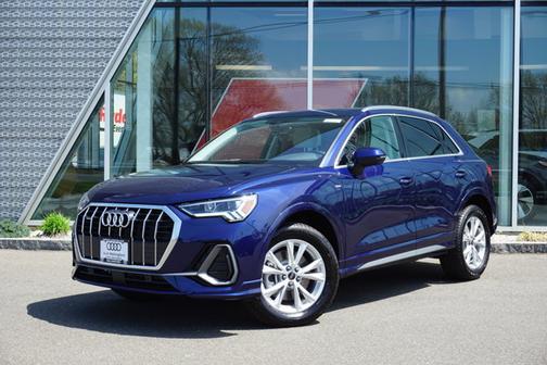2025 Audi Q3 Premium 45 TFSI S line quattro Tiptronic