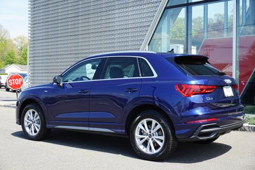 2025 Audi Q3 Premium 45 TFSI S line quattro Tiptronic