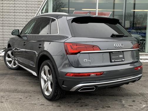 2023 Audi Q5 45 S line Premium Plus