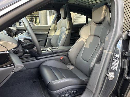 2026 Porsche Taycan 4S