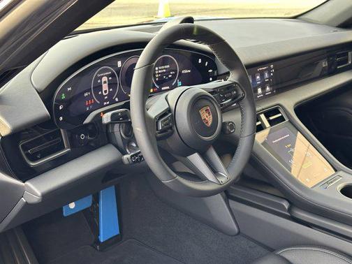 2026 Porsche Taycan 4S