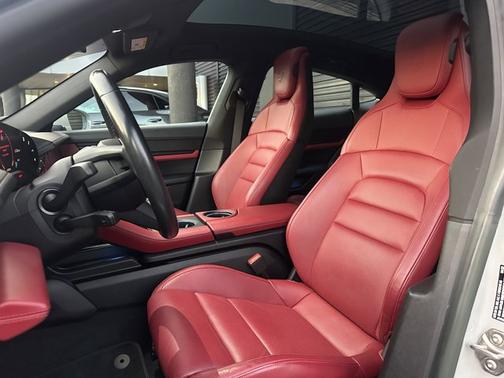 2022 Porsche Taycan 4S