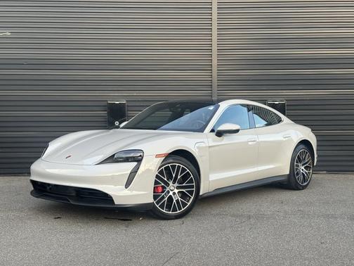 2022 Porsche Taycan 4S
