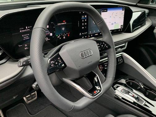 2025 Audi SQ5 3.0T Premium Plus