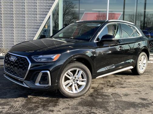 2023 Audi Q5 45 S line Premium
