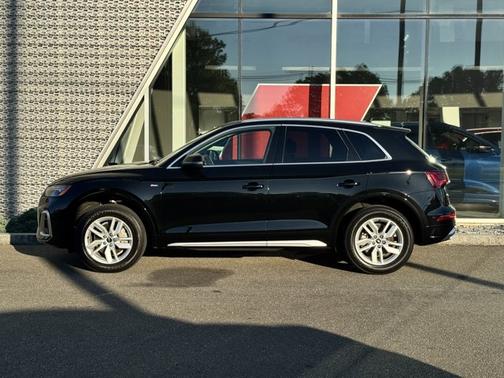 2023 Audi Q5 45 S line Premium