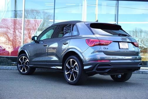 2025 Audi Q3 45 S line Premium Plus