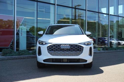2025 Audi Q5 Premium