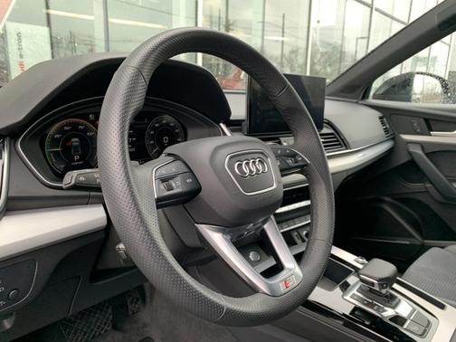 2024 Audi Q5 55 S line Premium Plus