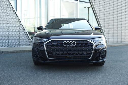 2024 Audi A8 L 55 TFSI quattro Tiptronic