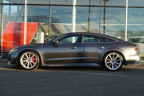 2025 Audi RS 7 4.0T Performance