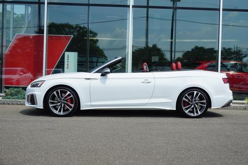 2022 Audi S5 Premium Plus TFSI quattro Tiptronic