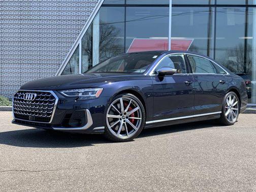 FIRMAMENT BLUE 2023 Audi S8 4.0T
