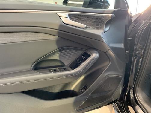 2026 Audi A6 Premium Plus quattro S tronic