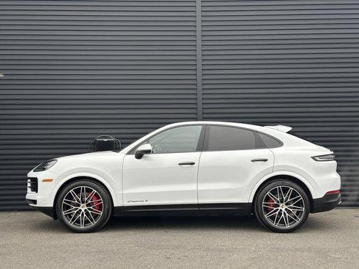 2025 Porsche Cayenne S