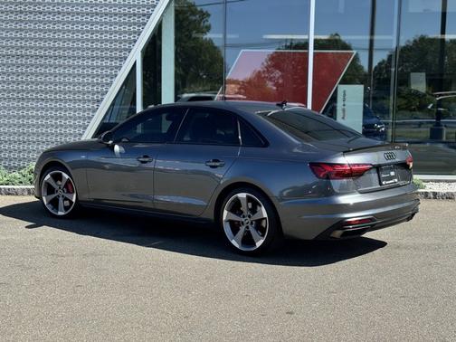 2023 Audi A4 45 S line Premium Plus