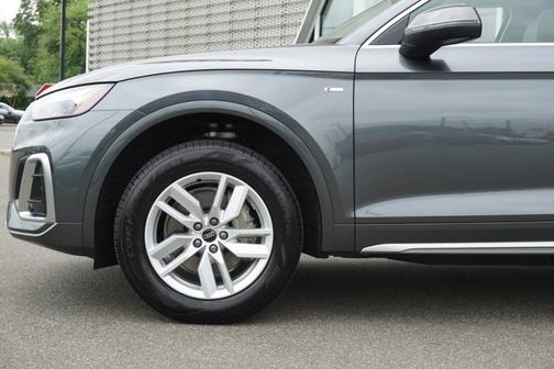2024 Audi Q5 45 S line Premium