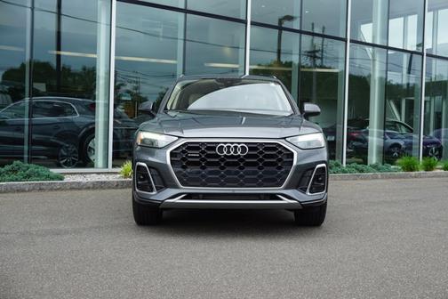2024 Audi Q5 45 S line Premium