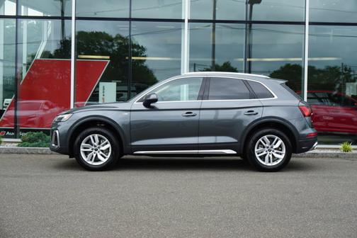 2024 Audi Q5 45 S line Premium