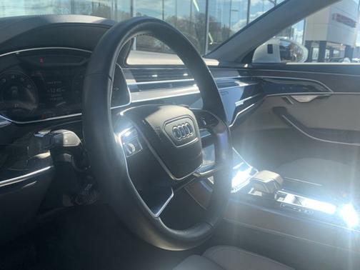 2023 Audi A8 L 55 TFSI quattro Tiptronic