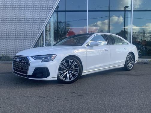 2023 Audi A8 L 55 TFSI quattro Tiptronic